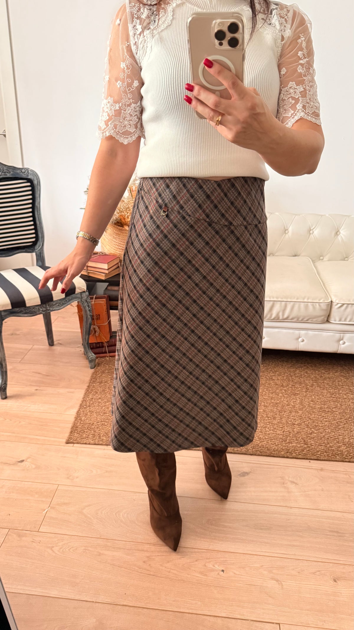 Falda Leonor