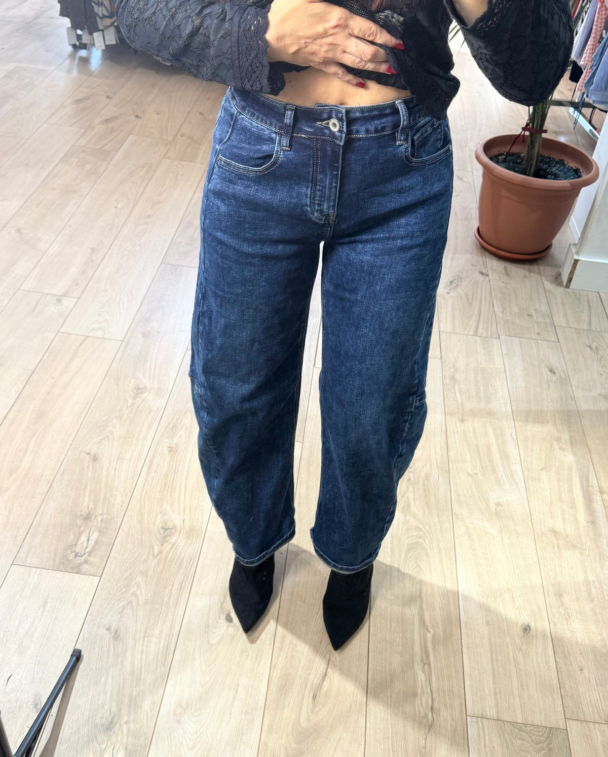 Pantalón  Barrel denim oscuro