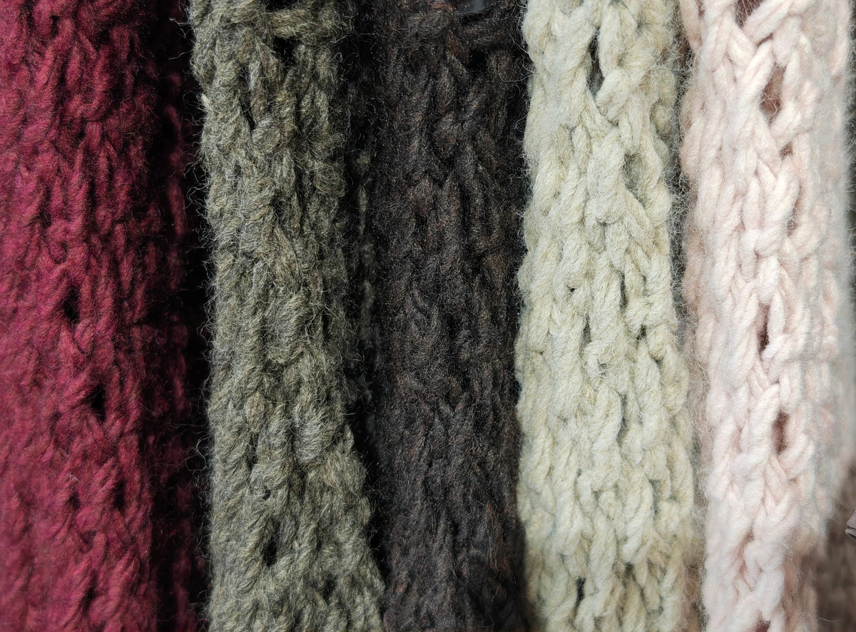 Poncho cruzado burdeos